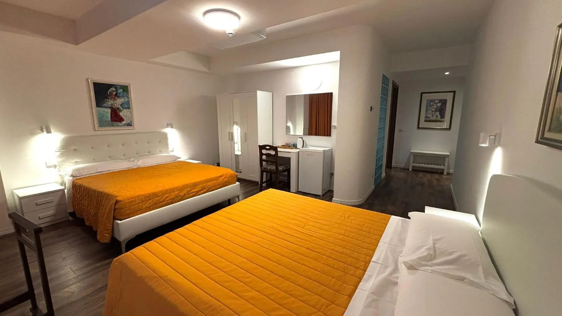 ***  Victoria Royal Garden Apart otel Como İtalya
