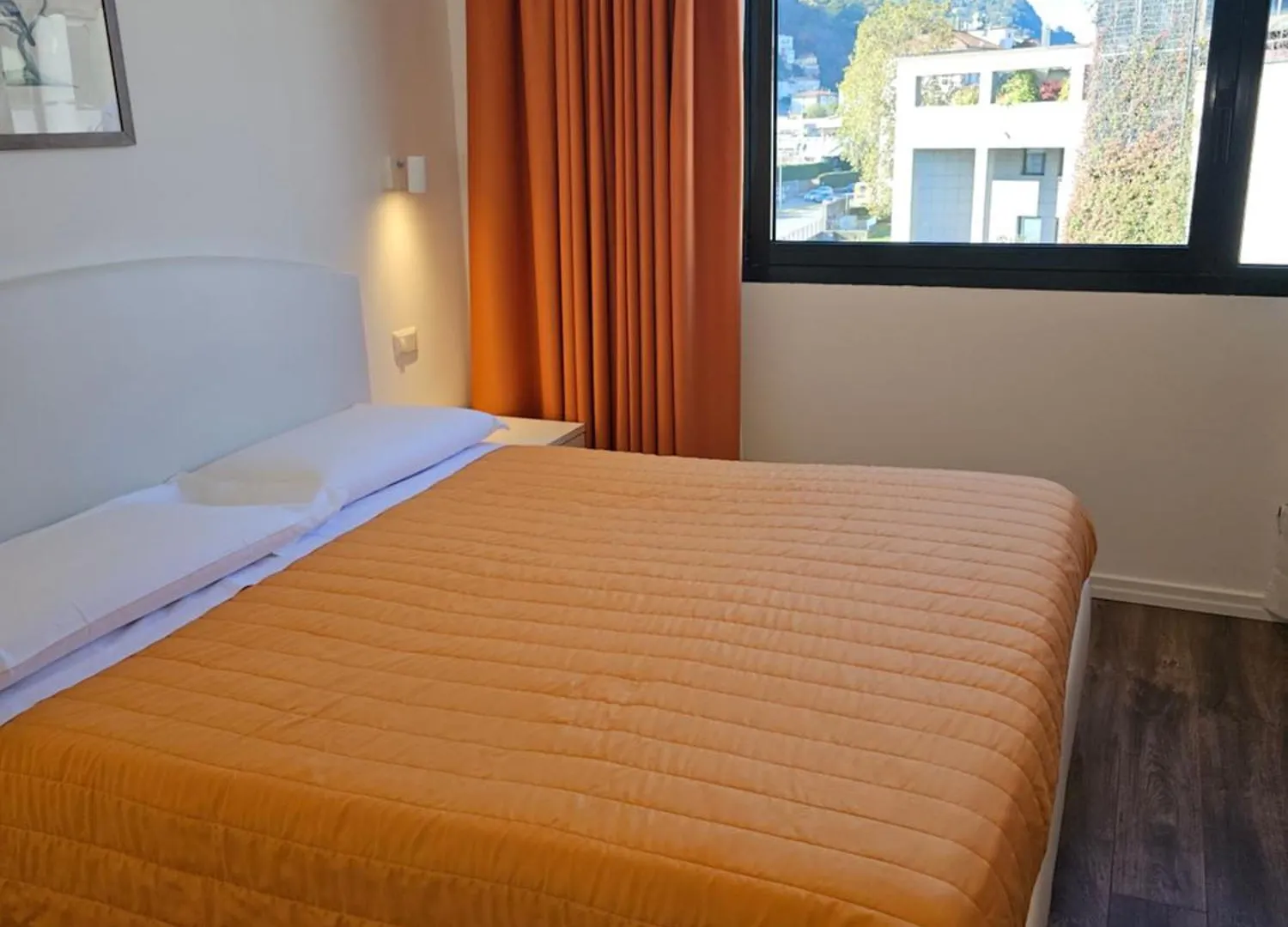 Victoria Royal Garden Aparthotel Como