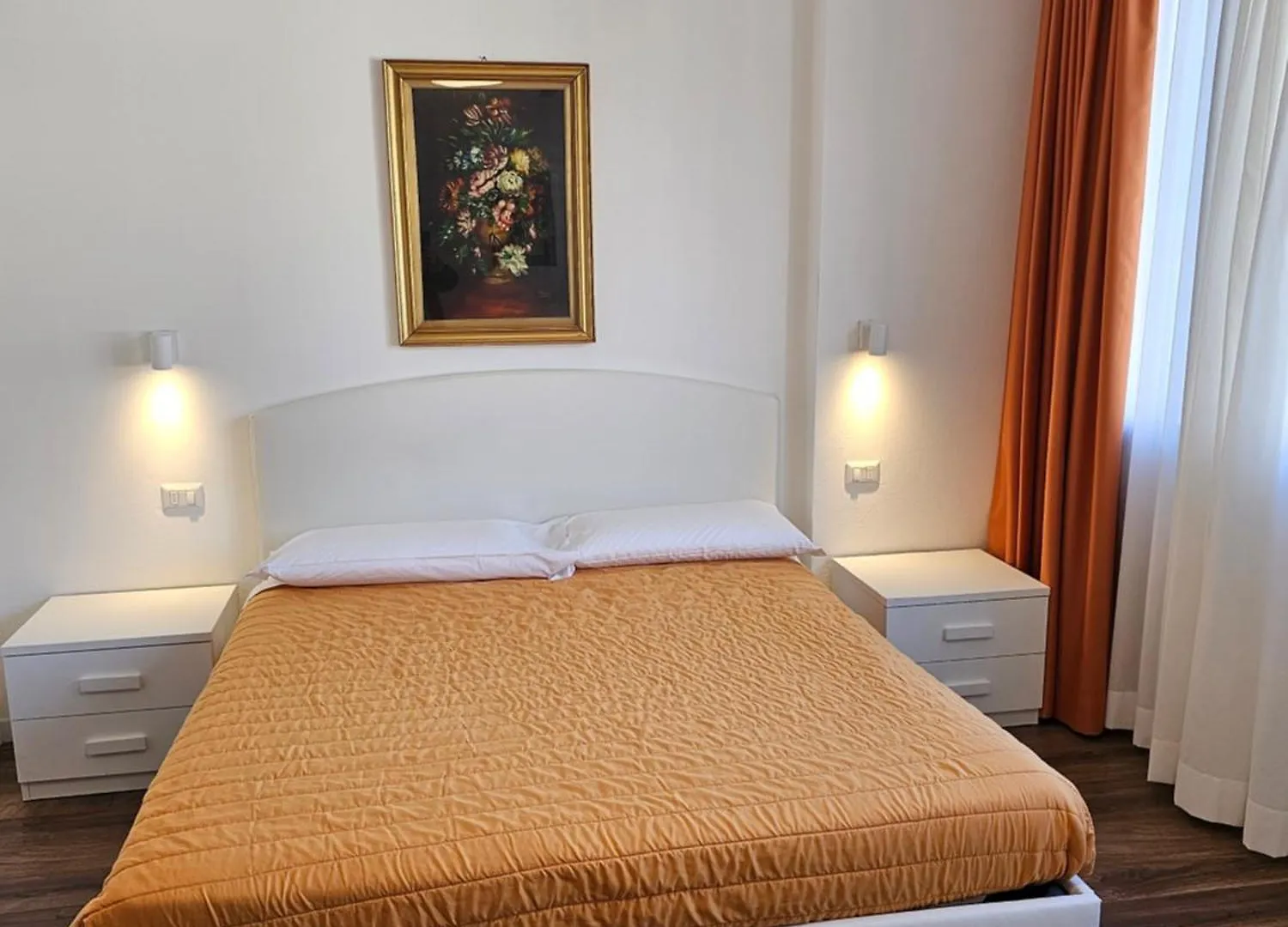 Victoria Royal Garden Aparthotel Como